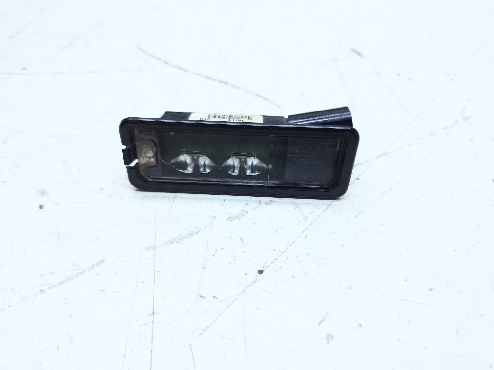 Luz Placa Traseira Vw Golf Gti 2.0 2015 1k8943021c