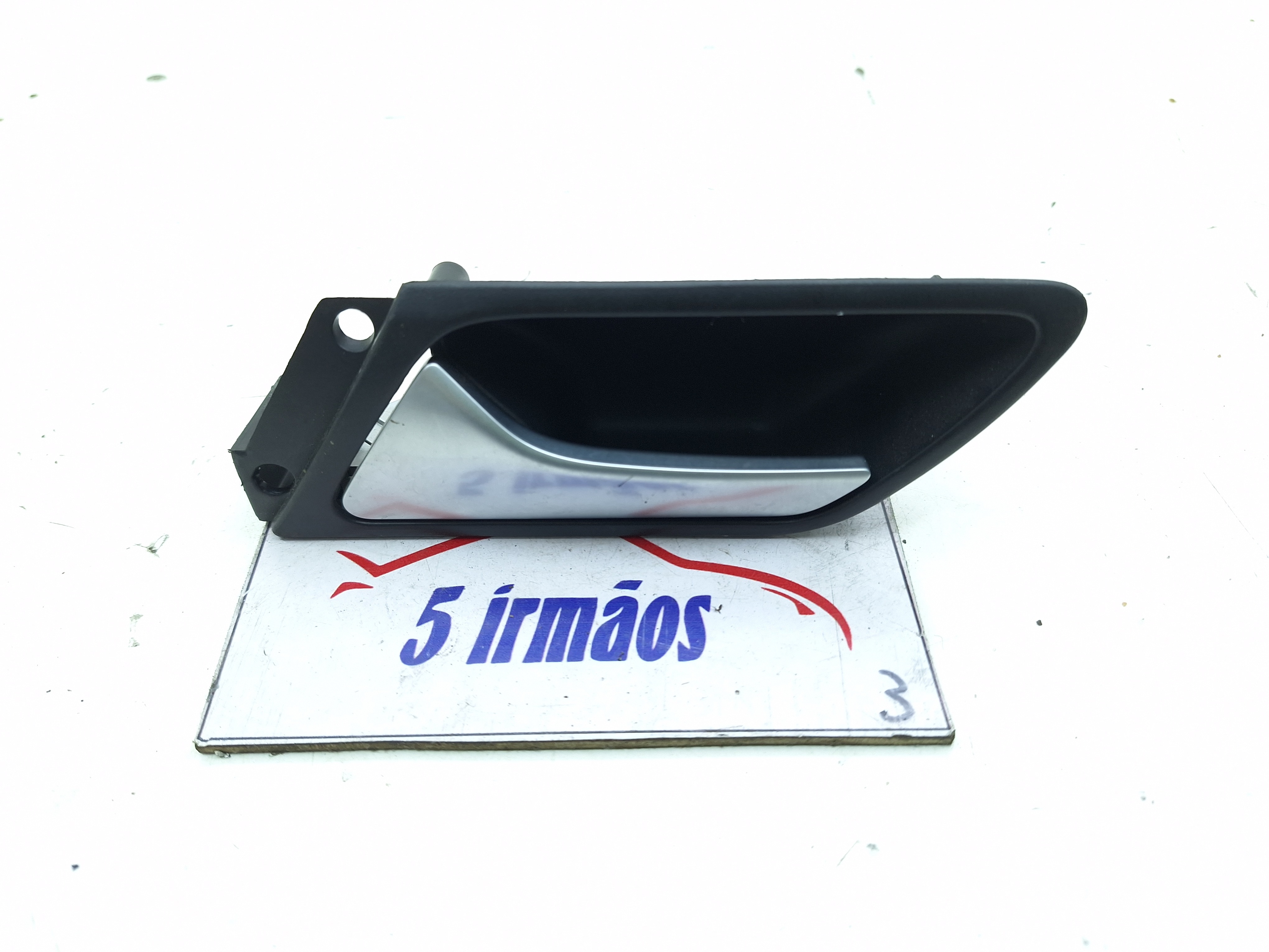 Maçaneta Interna Traseira Esquerda Vw Jetta Tsi 2.0 2013
