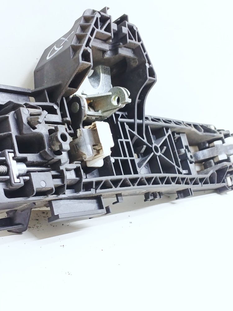 Maçaneta Externa Dianteira Direita Mercedes B200 1.6 2014 Dianteira
