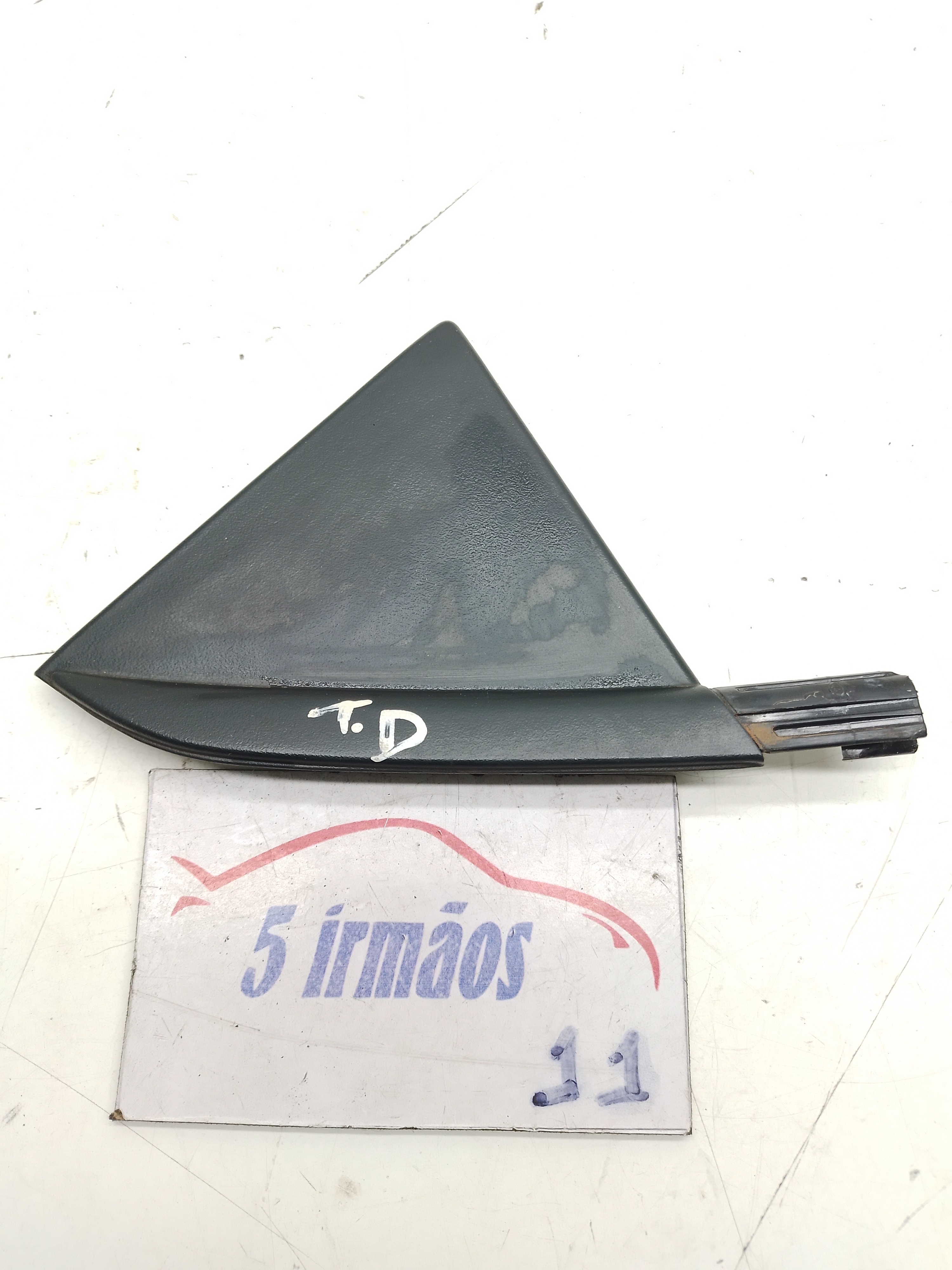 Acabamento Porta Traseira Direita Hyundai Elantra 2.0 2017