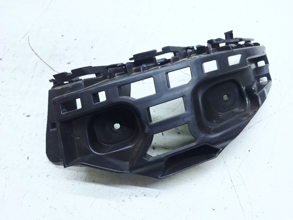Guia Direito Parachoque Traseiro Vw Virtus Tsi 1.4 2025