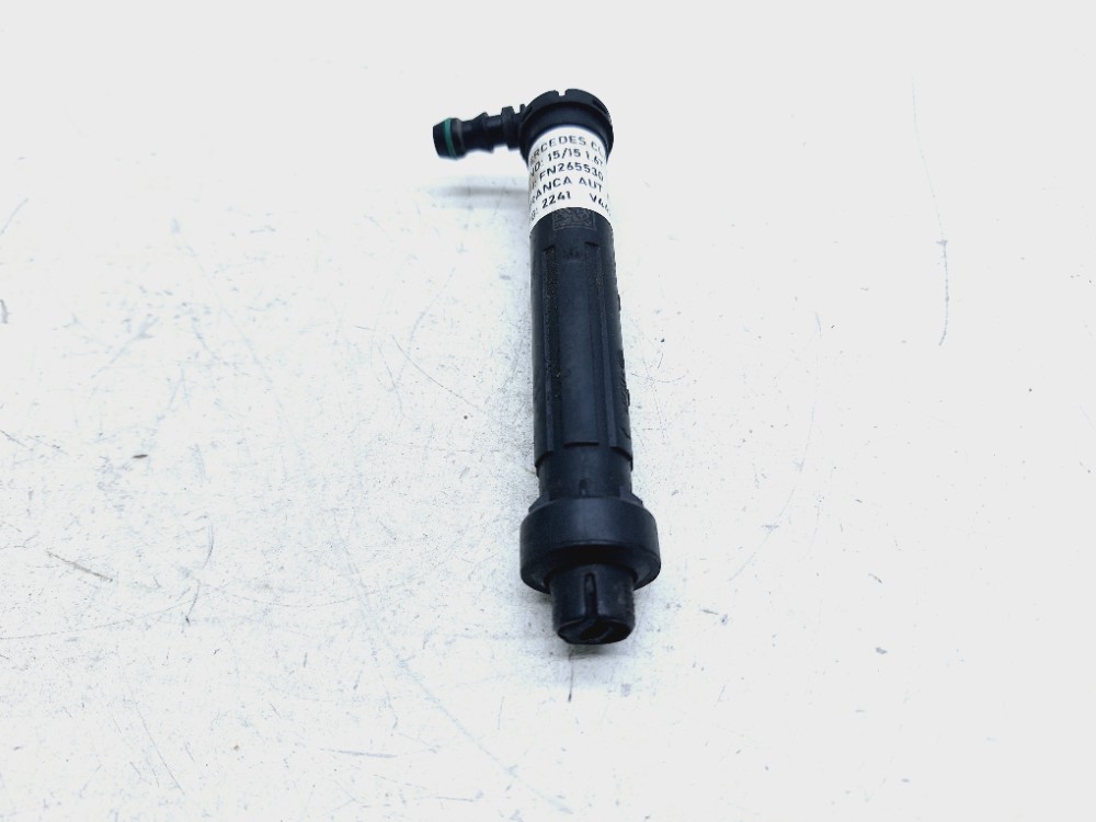 Esguicho Farol Direito Mercedes Cla200 1.6 2015