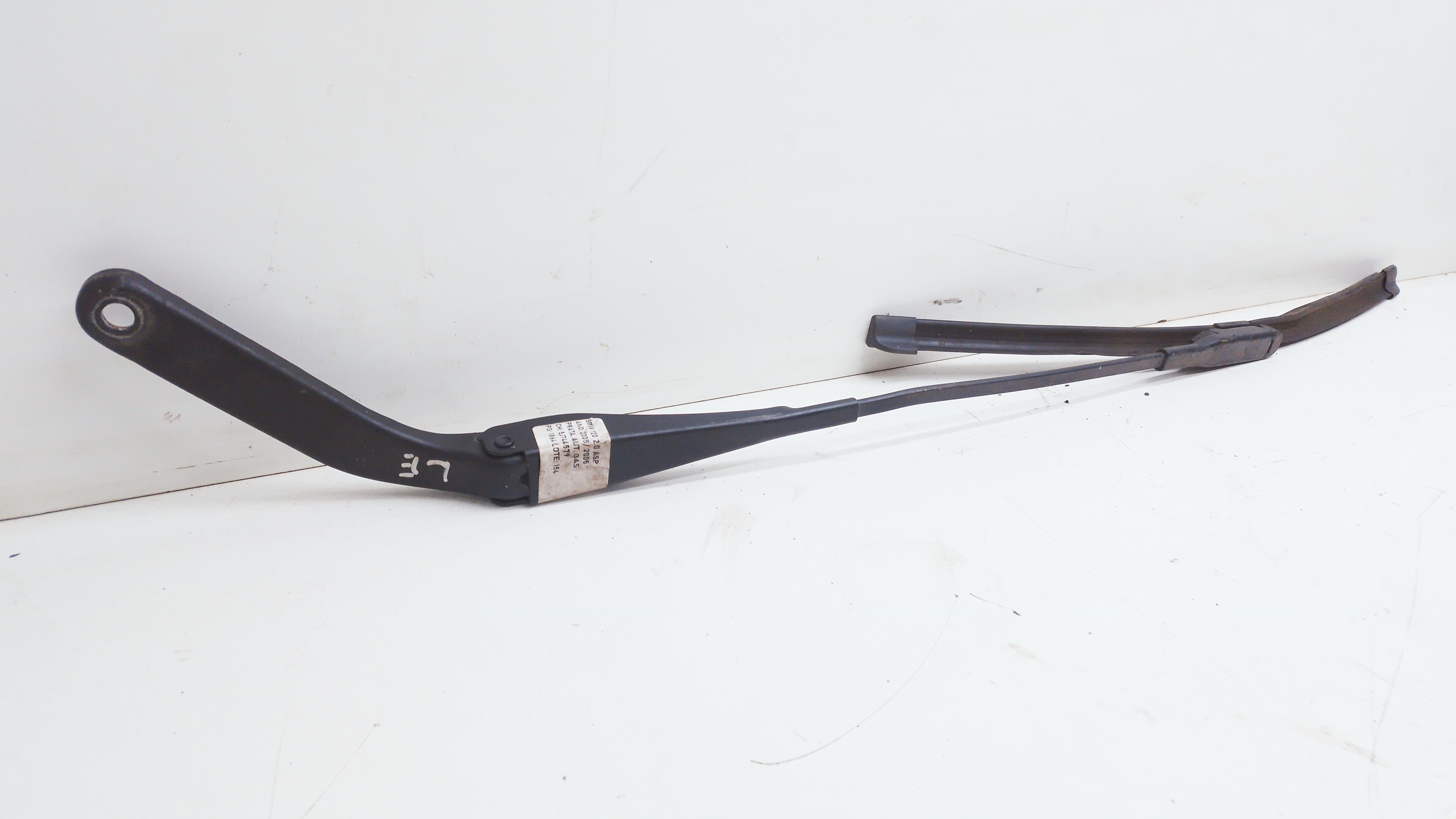 Braço Limpador Esquerdo Parabrisa Bmw 120 2.0 2004/ 2005 Esquerdo