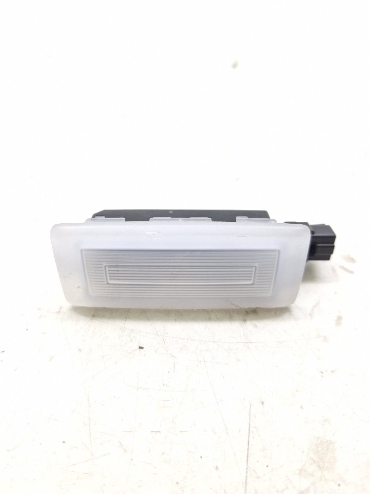 Luz Teto Cortesia Vw Tcross Tsi 1.4 2025 2026 10a947109a