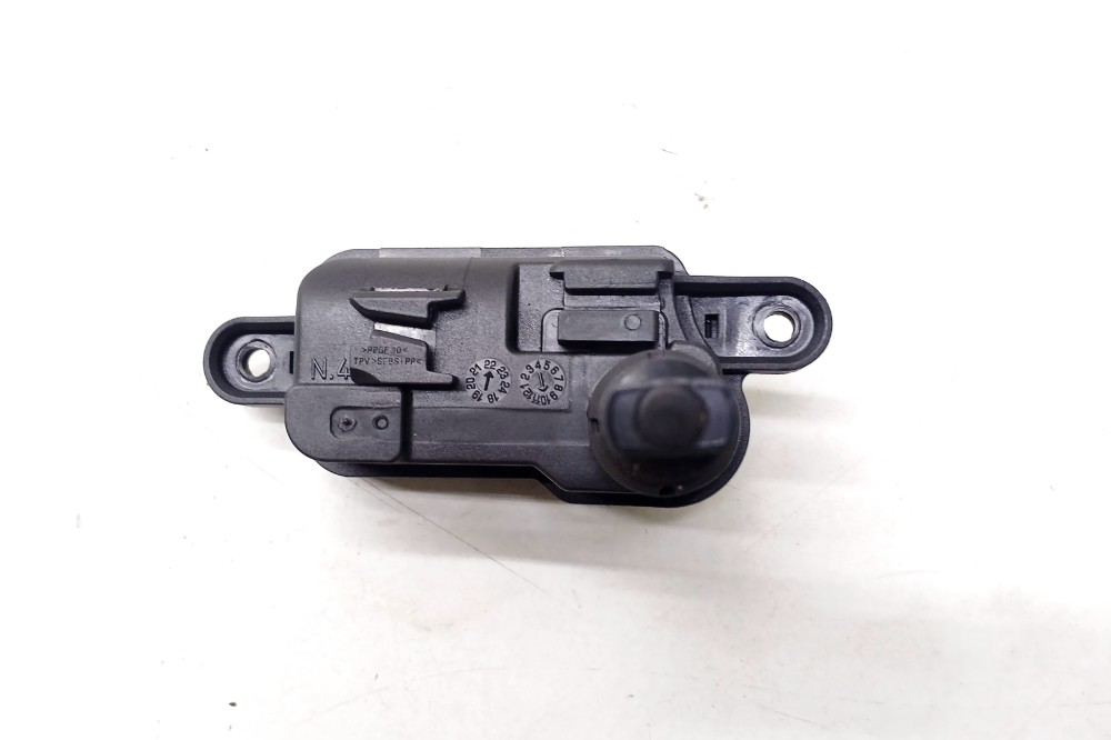 Motor Trava Portinhola Vw Jetta Gli 2.0 2023 2024 80a862159a