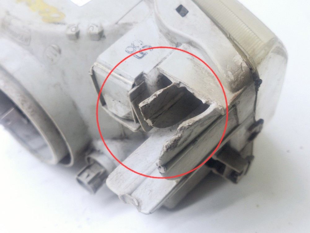 Farol Direito Toyota Corolla 1.8 2002 10076608 Direito/passageiro