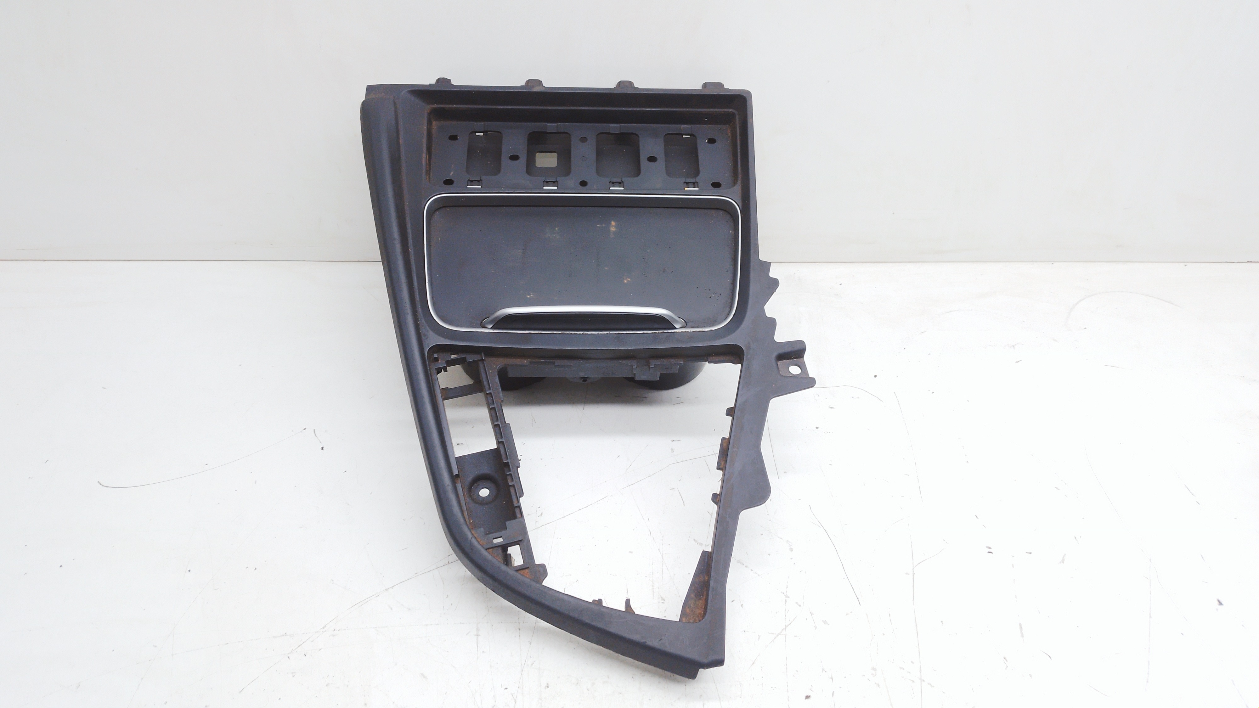 Moldura Console Porta Copos Bmw 320i 2016/ 2017 Nº105495994c Preto