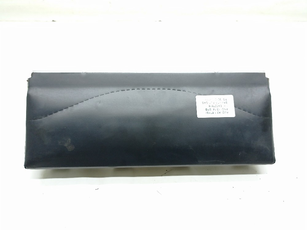 Acabamento Joelho Audi A3 Tfsi 1.8 2013 2014 8v1880841a Preto
