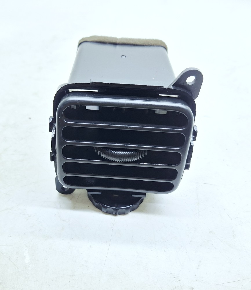 Difusor Ar Esquerdo Gm Tracker 2.0 2008 7363265D0