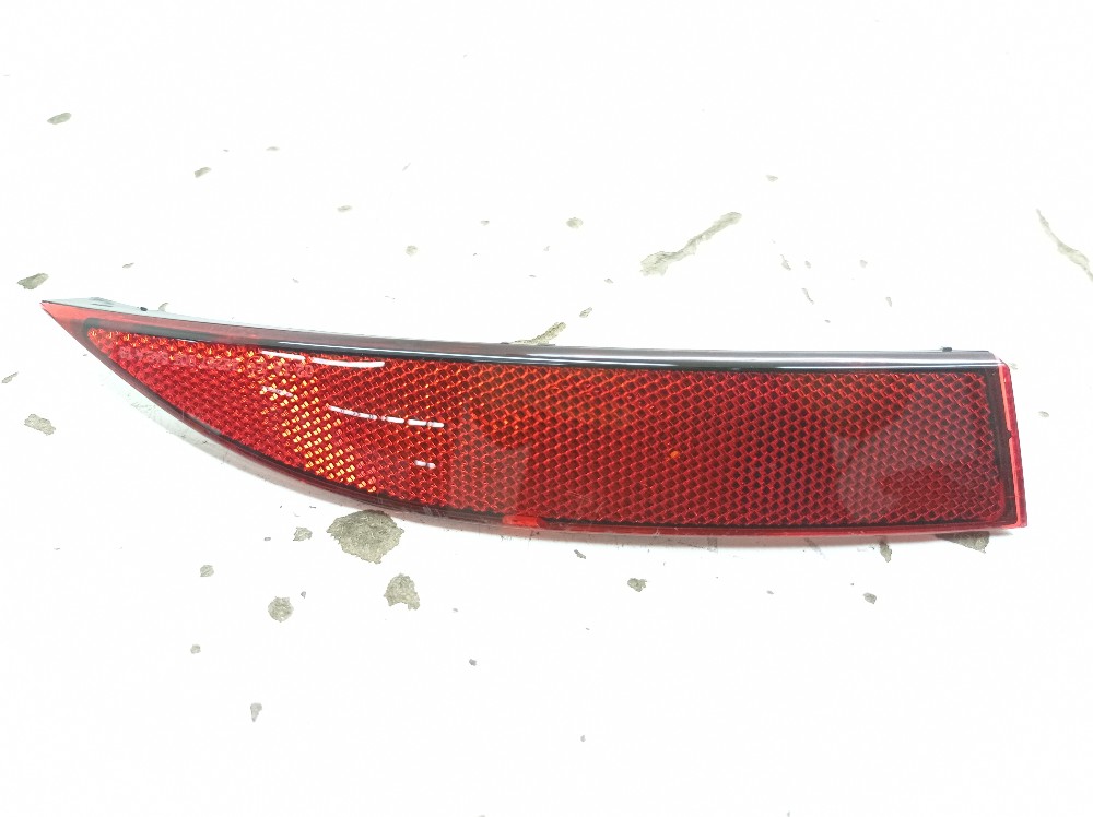 Refefletor Olho Gato Esquerdo Vw Jetta Tsi 1.4 2019 2020