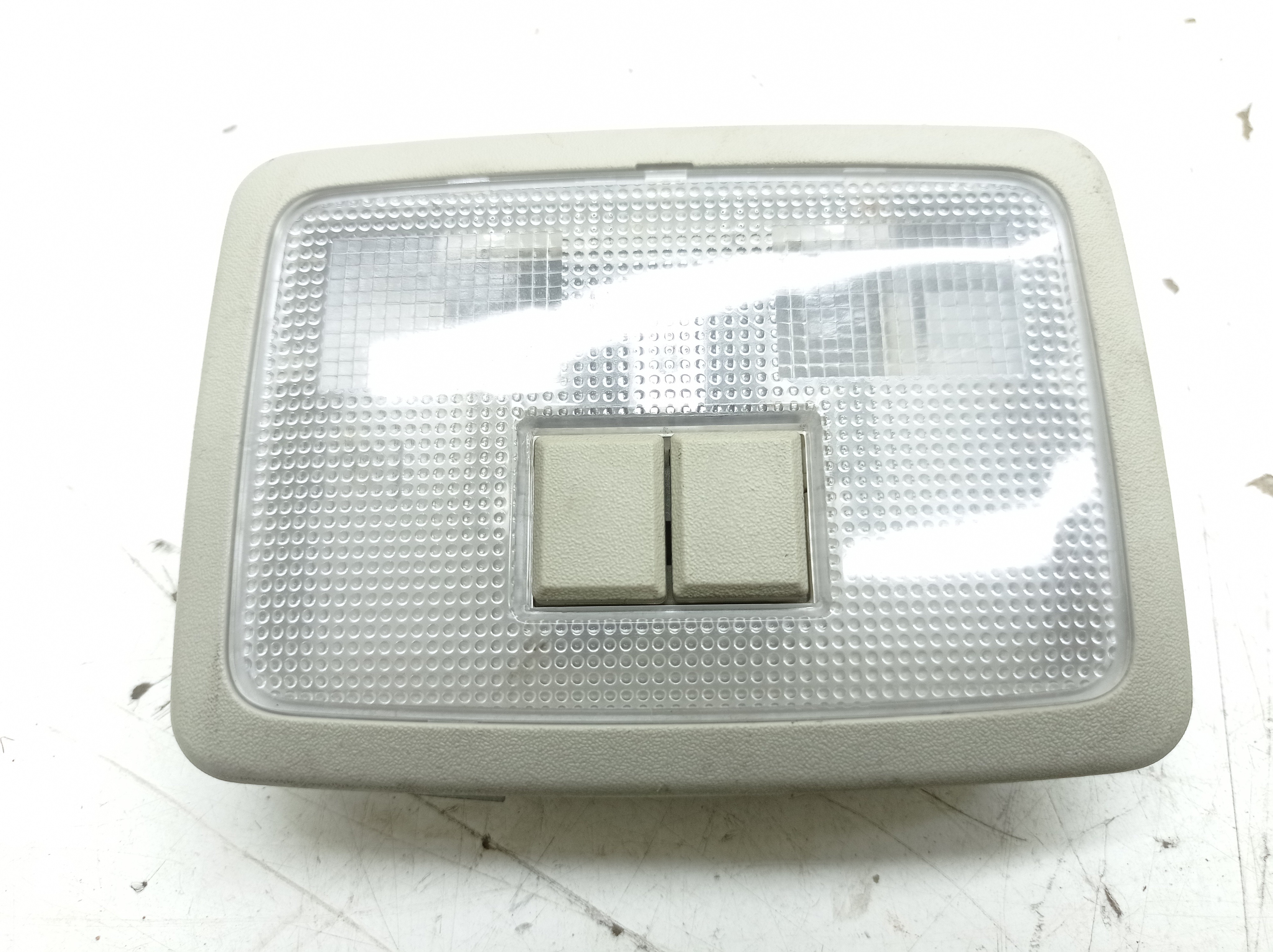 Luz Teto Cortesia Gm Captiva 2.4 2010 / 2011.