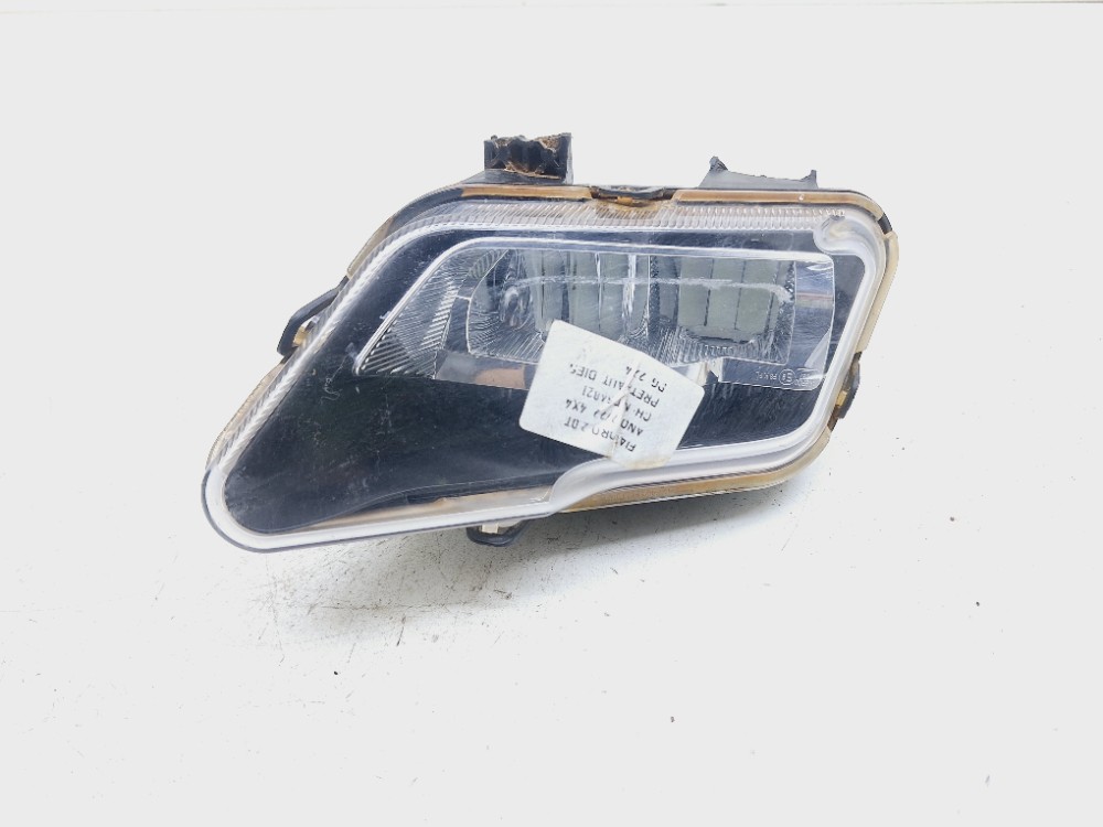 Farol Milha Direito Fiat Toro 2.0 Diesel 2021 2022  Branco