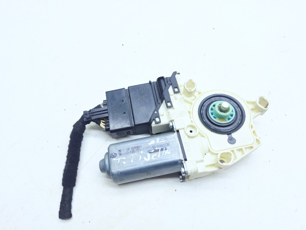 Motor Vidro Traseiro Direito Vw Jetta Tsi 2.0 2011 973624107