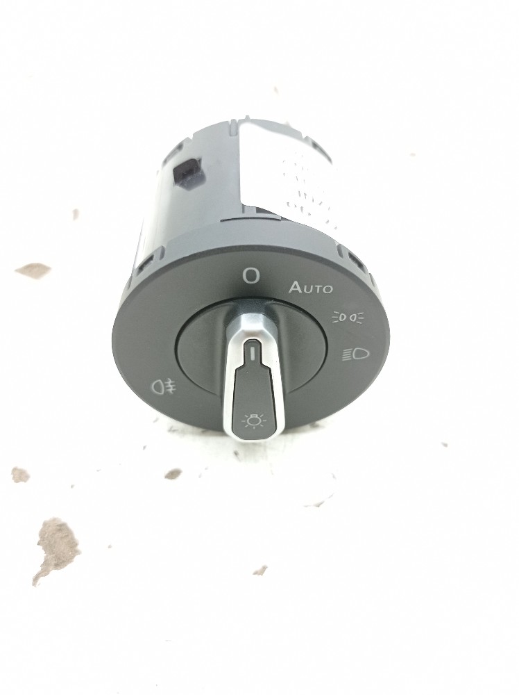 Botão Comando Farol Milha Vw Jetta Gli 2.0 2024 5g1941431
