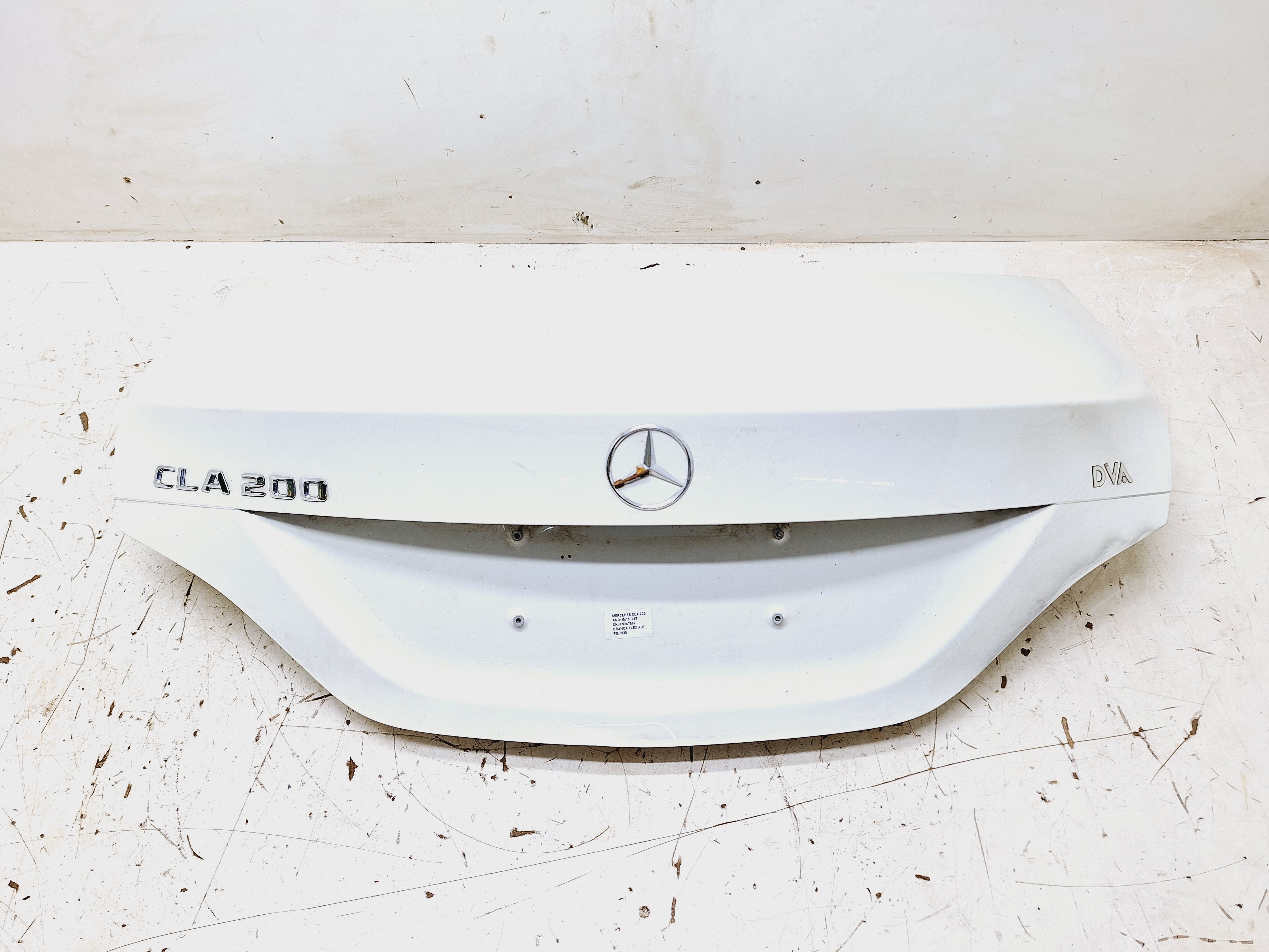 Tampa Traseira Porta Malas Mercedes Cla200 1.6 2015 / 2016  Branco