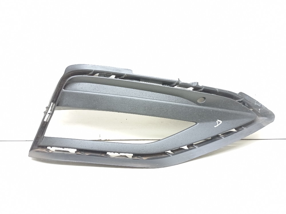 Acabamento Farol Milha Direito Vw Jetta Tsi 1.4 2018 2019