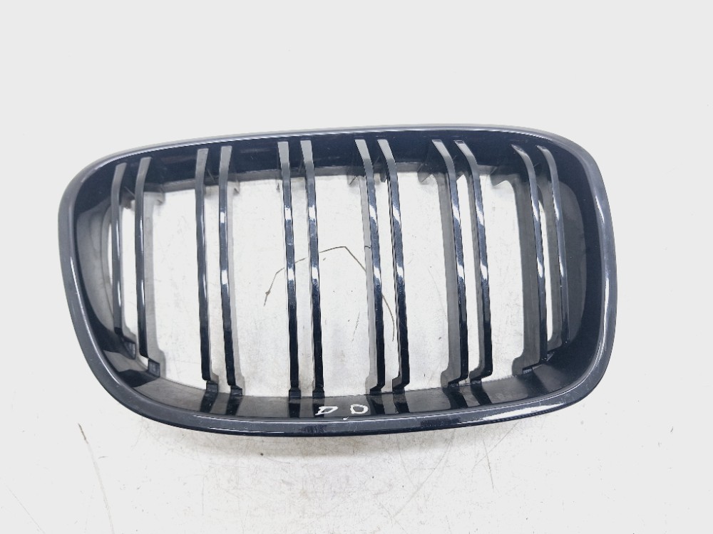 Grade Direita Parachoque Dianteiro Bmw 125i 2.0 2014 Preto