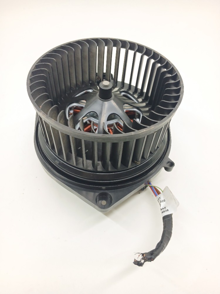 Motor Ventilador Ar Condicionado Bmw 320i 2.0 2020 10238001