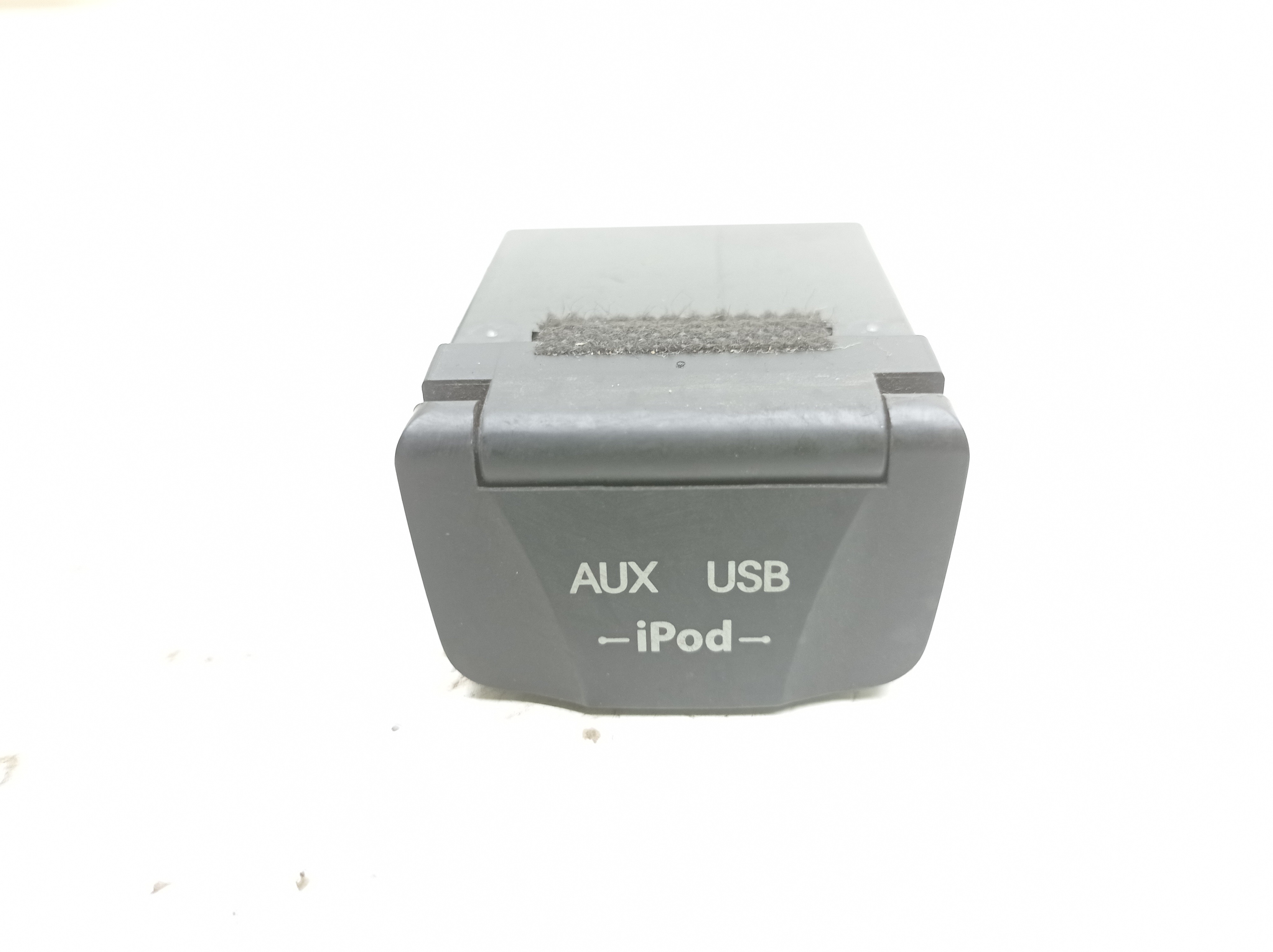Entrada Auxiliar Usb Hyundai Sonata 2.4 2010 / 2011