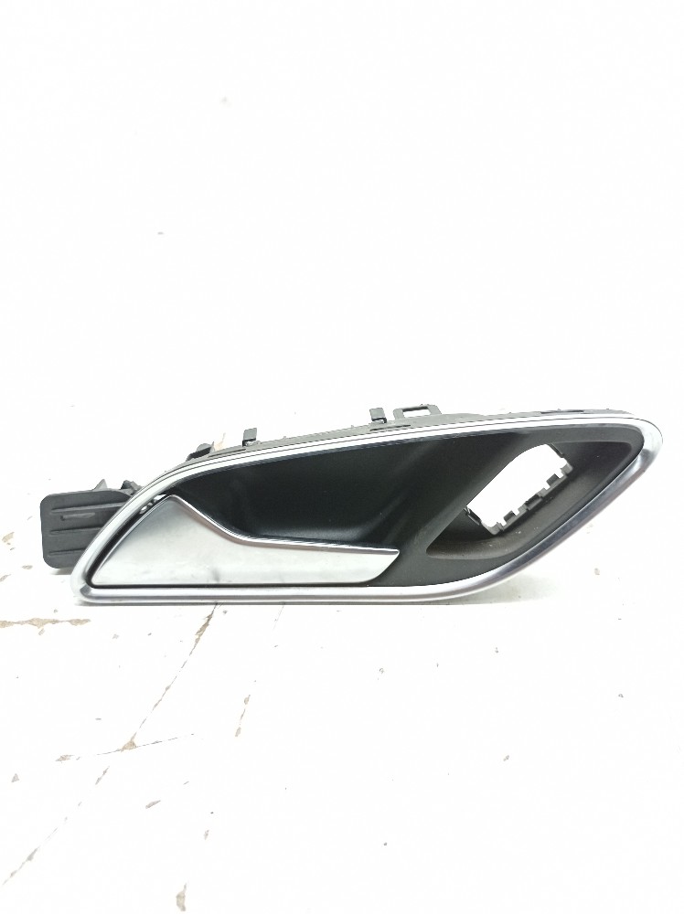 Maçaneta Externa Dianteira Esquerda Audi Q3 Rs 2.5 2014 2015
