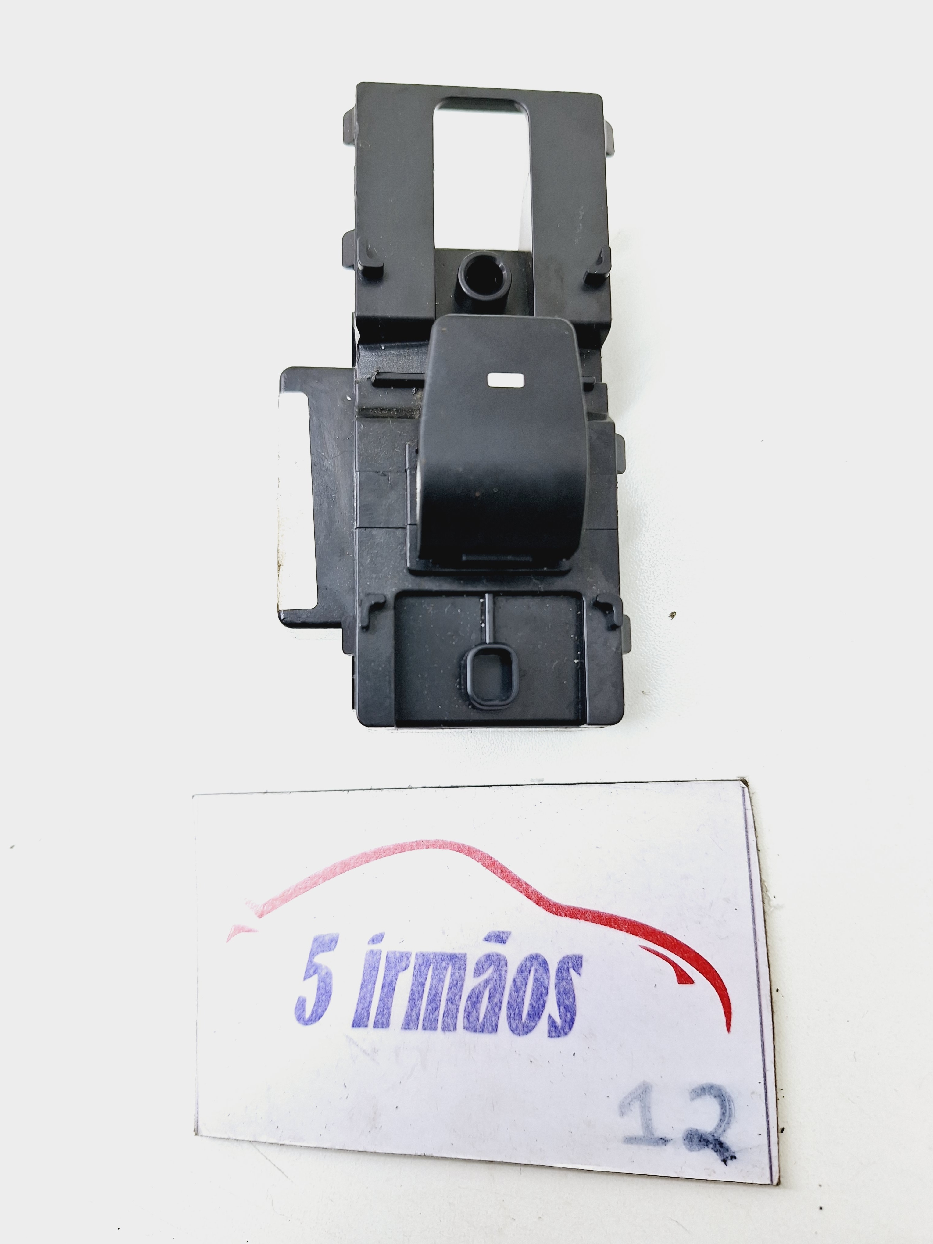 Botão Vidro Traseiro Direito Hyundai Elantra 2.0 2017 / 2018