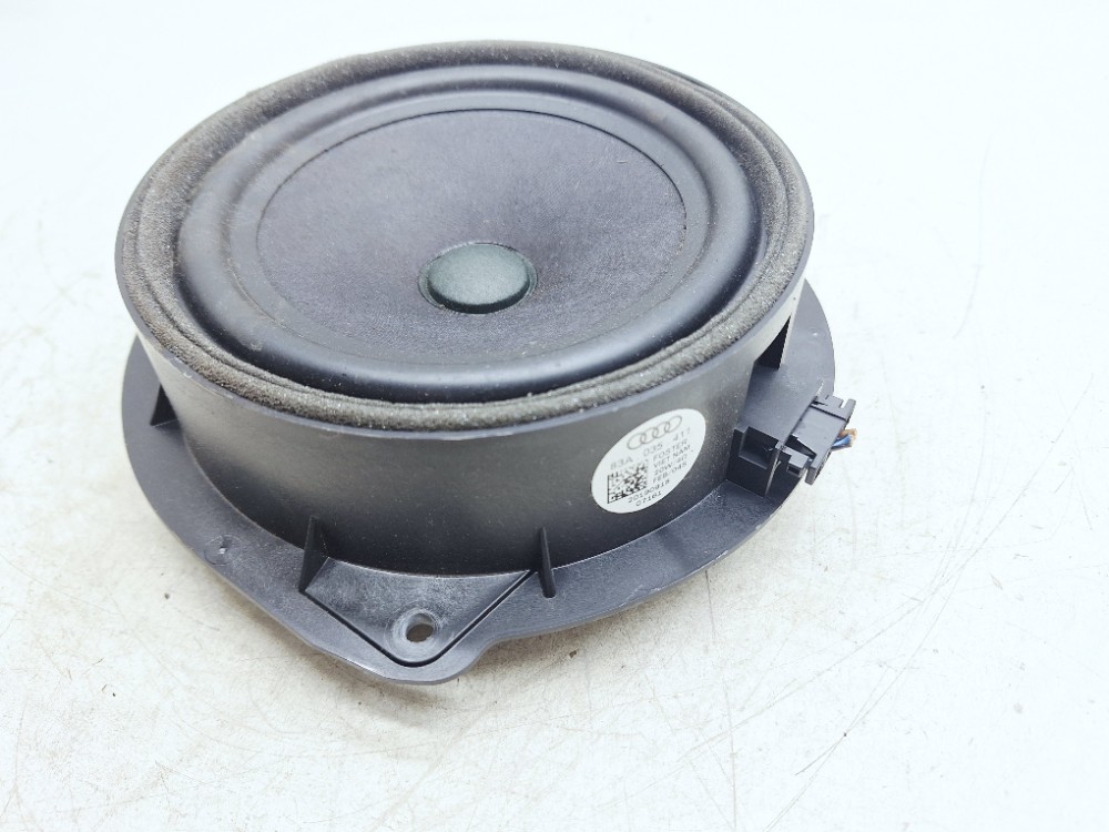 Alto Falante Traseiro Esquerdo Audi Q3 1.4 2020 83a035411