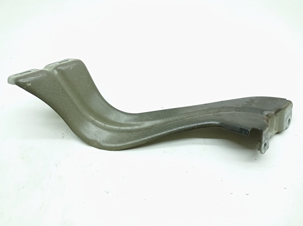 Suporte Guia Parachoque Esquerdo Audi Q3 2.0 2024 83a821149