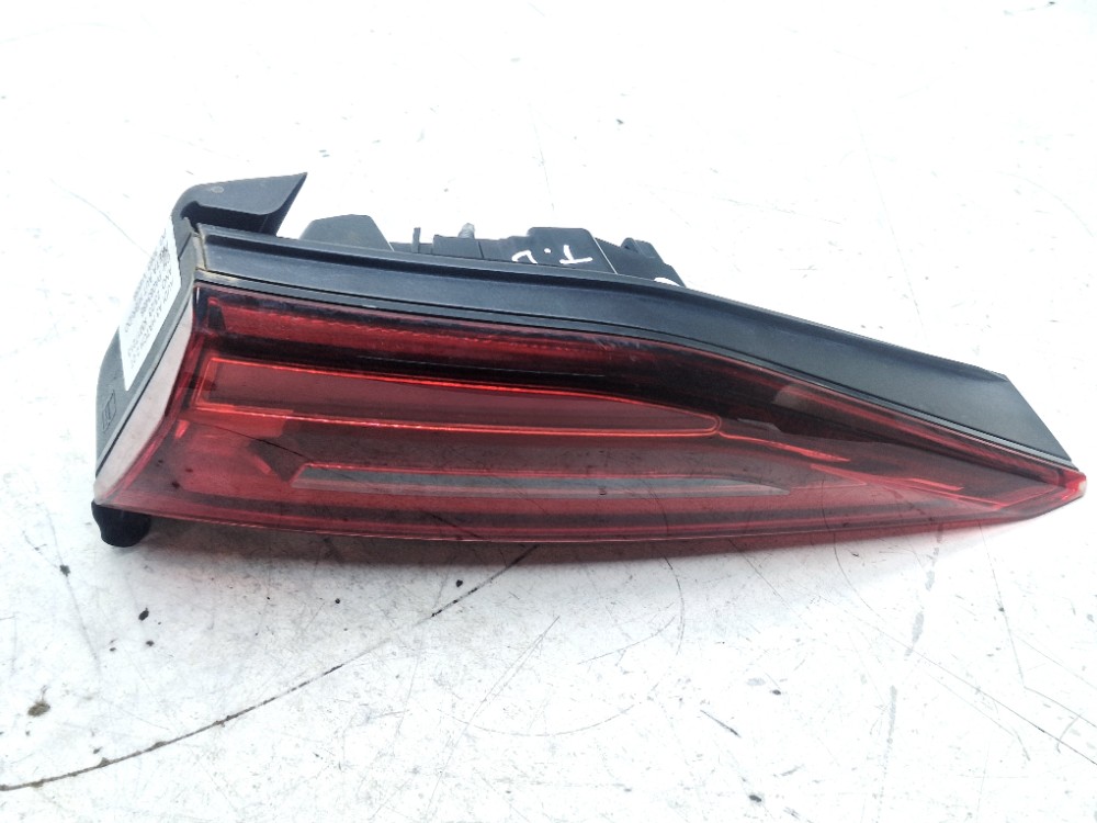 Lanterna Traseira Direita Audi A3 Hatch 2.0 2023 8Y0945308