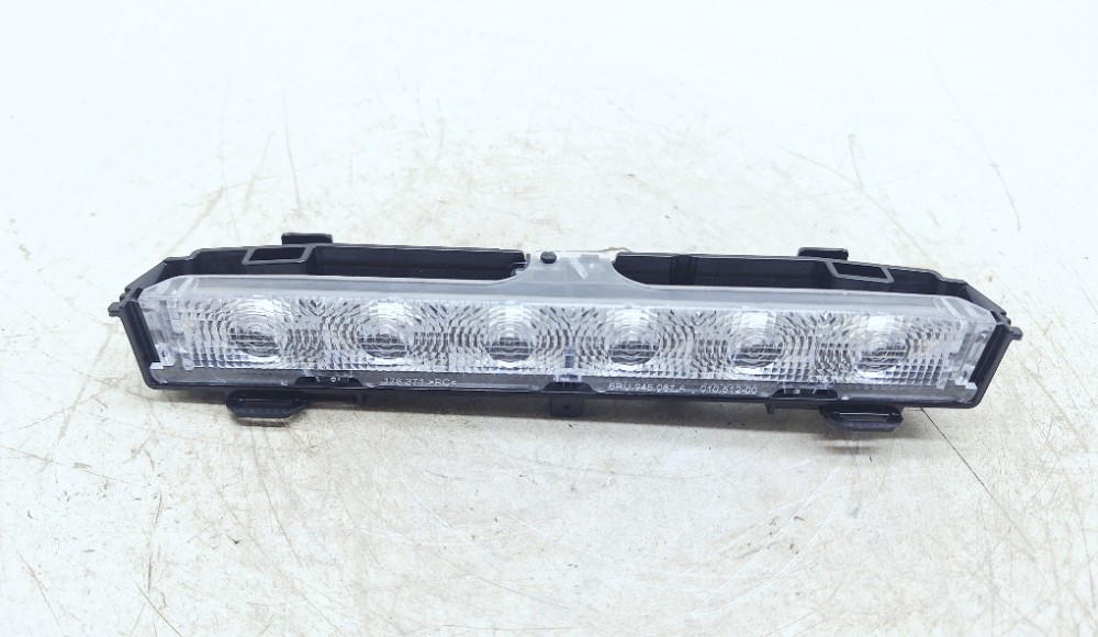 Luz Breaklight Volkswagen Jetta Gli 2.0 2024 2da010512
