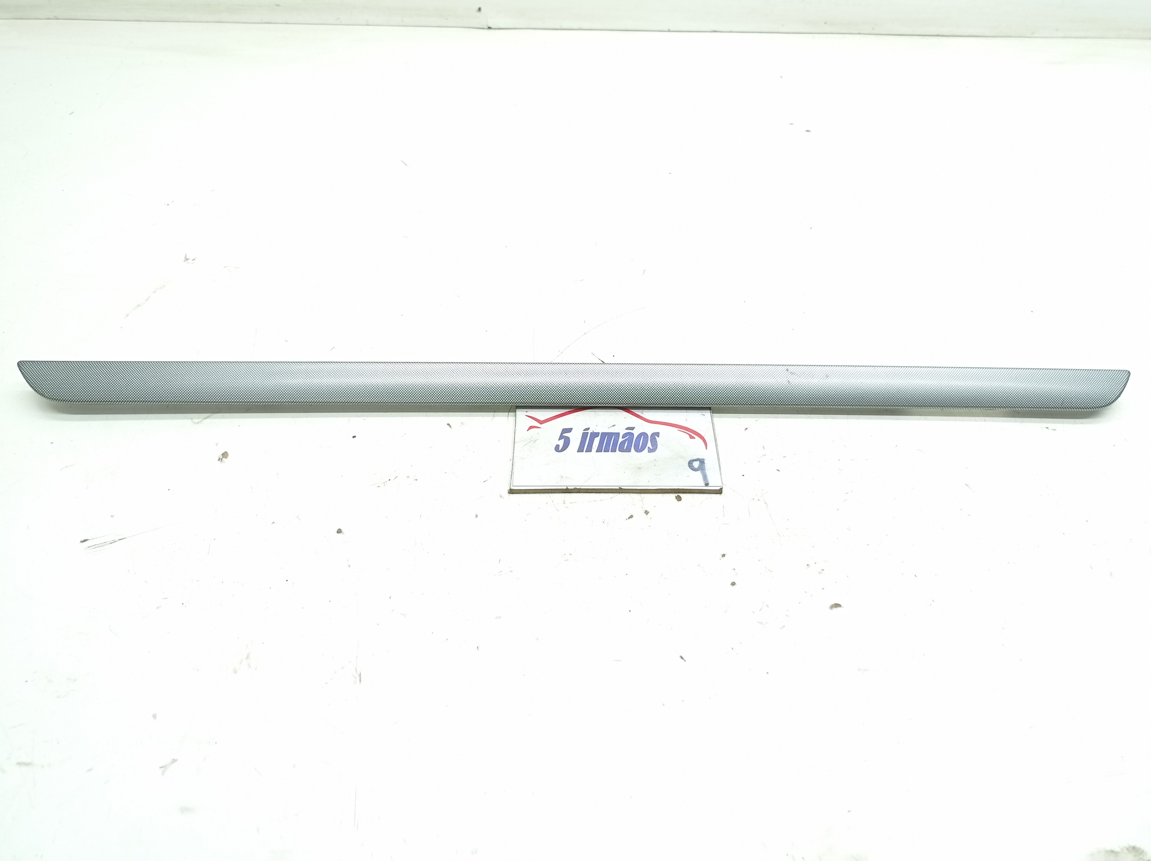 Friso Interno Porta Dianteira Direita Vw Jetta 2.5 2008