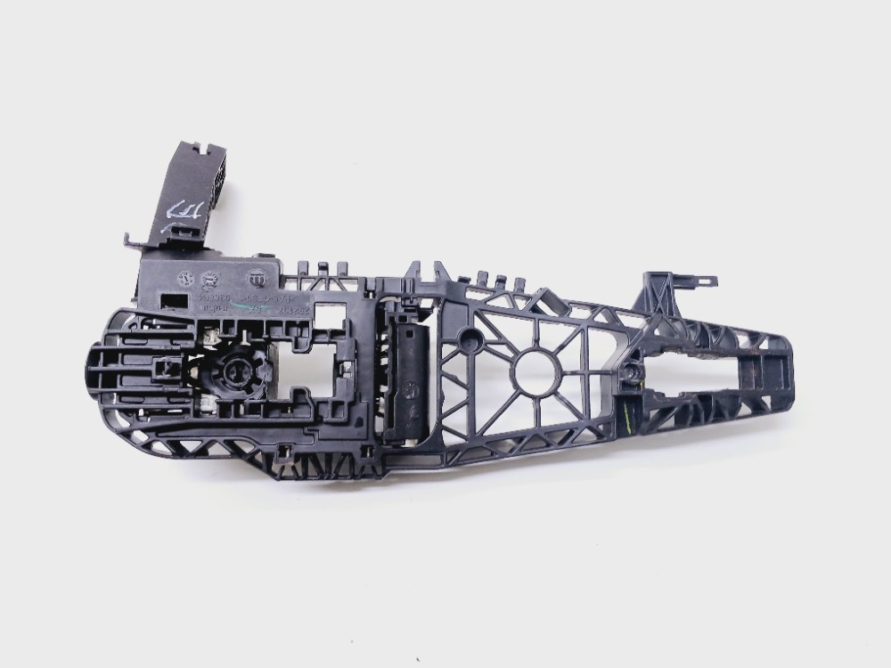 Suporte Maçaneta Dianteira Esquerda Fiat Toro 2.0 2020 2021