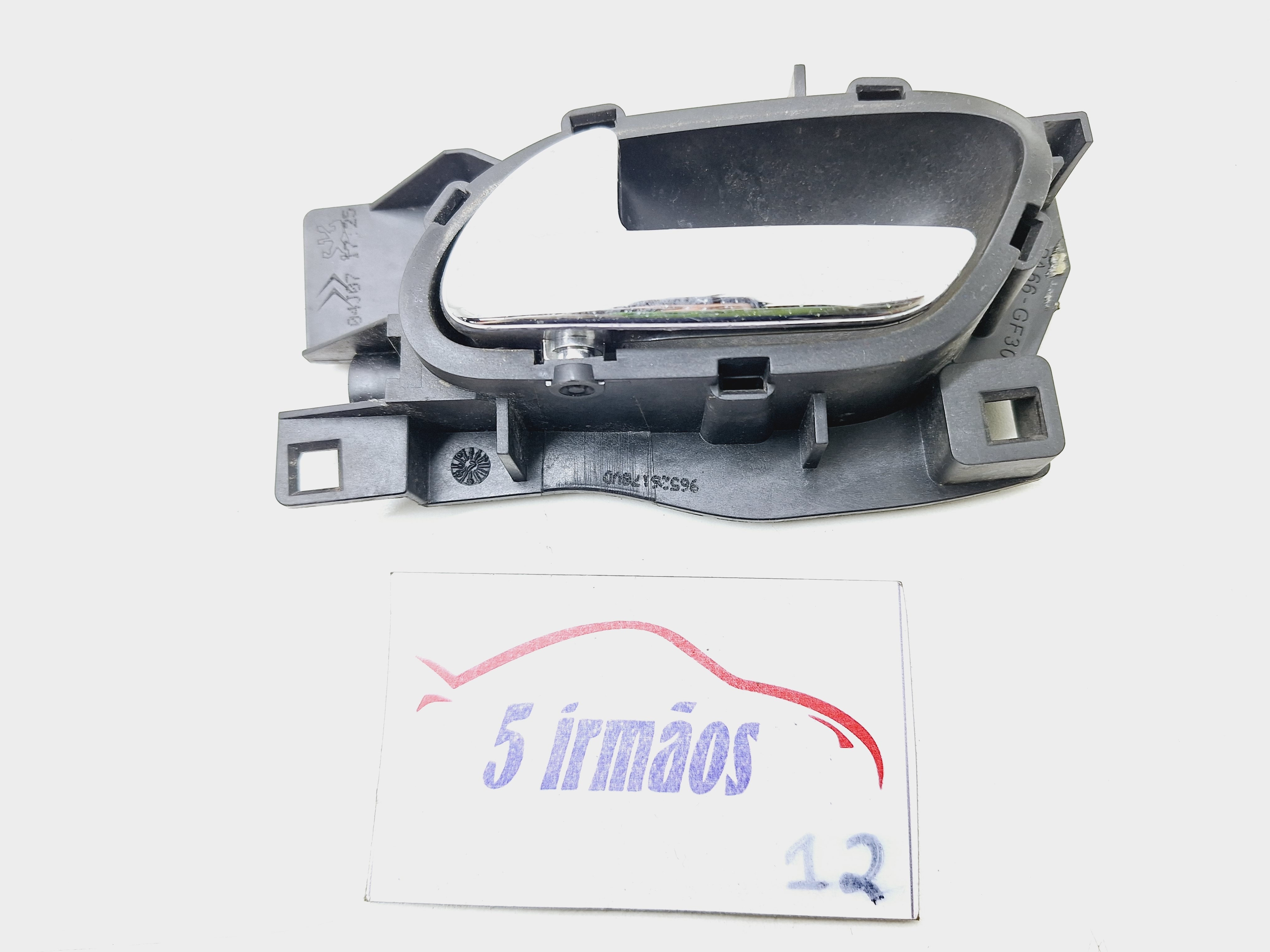 Maçaneta Interna Dianteira Esquerda Peugeot 407 Sw 2.0 2008 Prata Dianteira