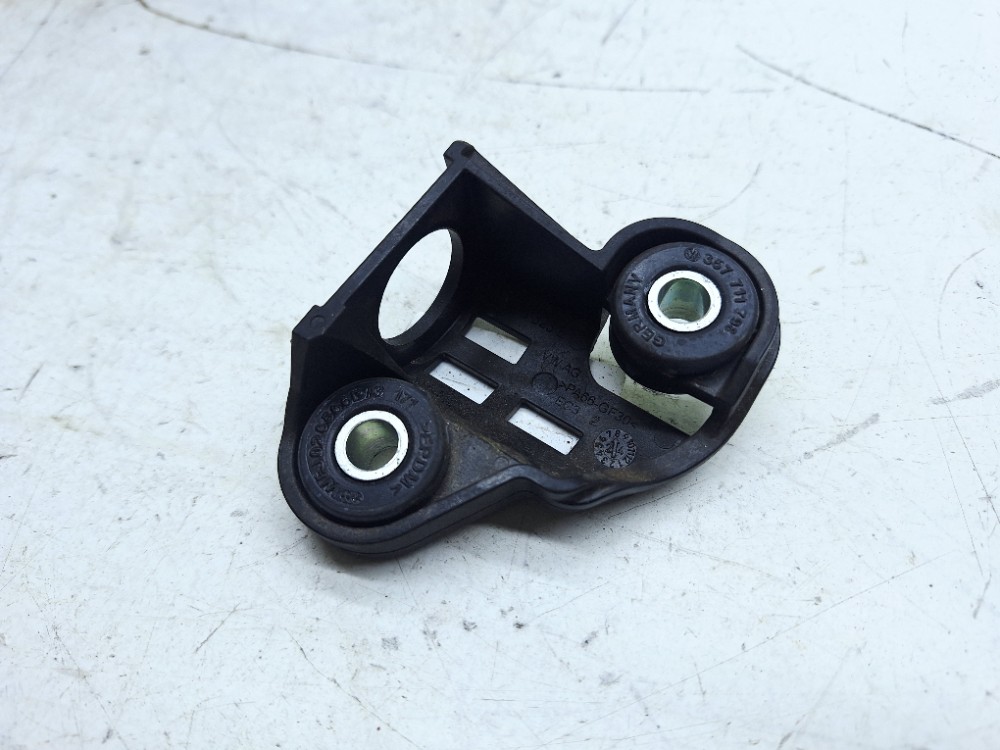 Suporte Trava Capô Vw Virtus Tsi 1.4 2025 5q0713323e