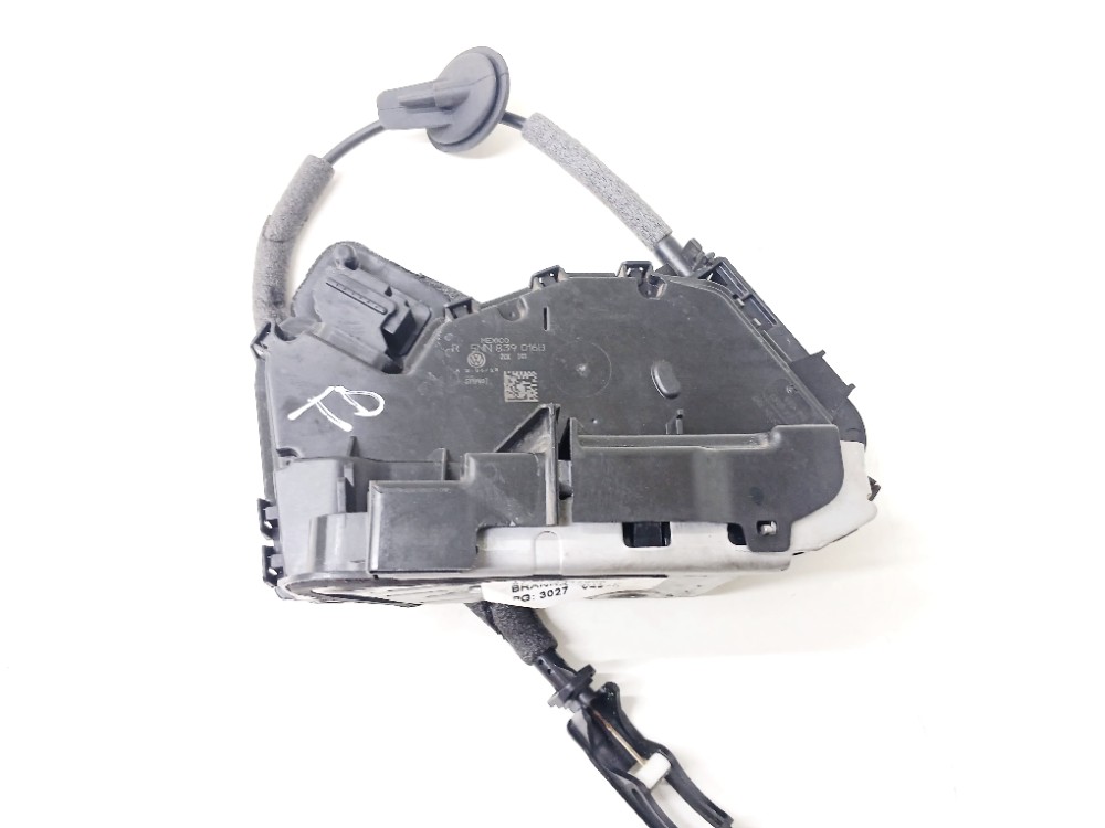 Fechadura Porta Traseira Direita Vw Jetta Gli 2.0 2023 2024