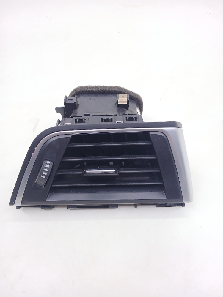 Difusor Ar Direito Bmw 320i 2.0 2016 2017