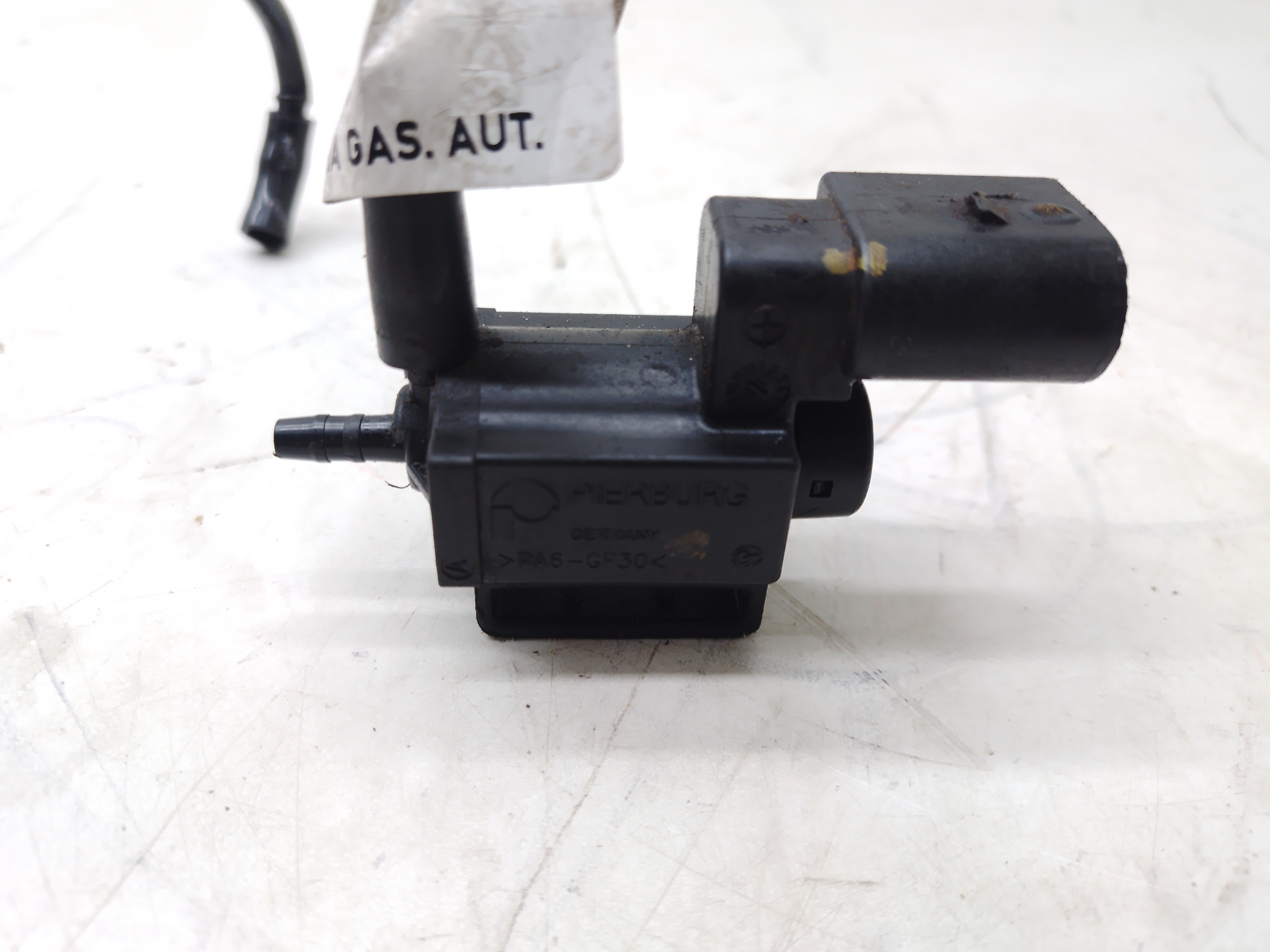 Válvula Solenoide Audi Rs3 Tfsi 2.5 2018 Nº037906283c