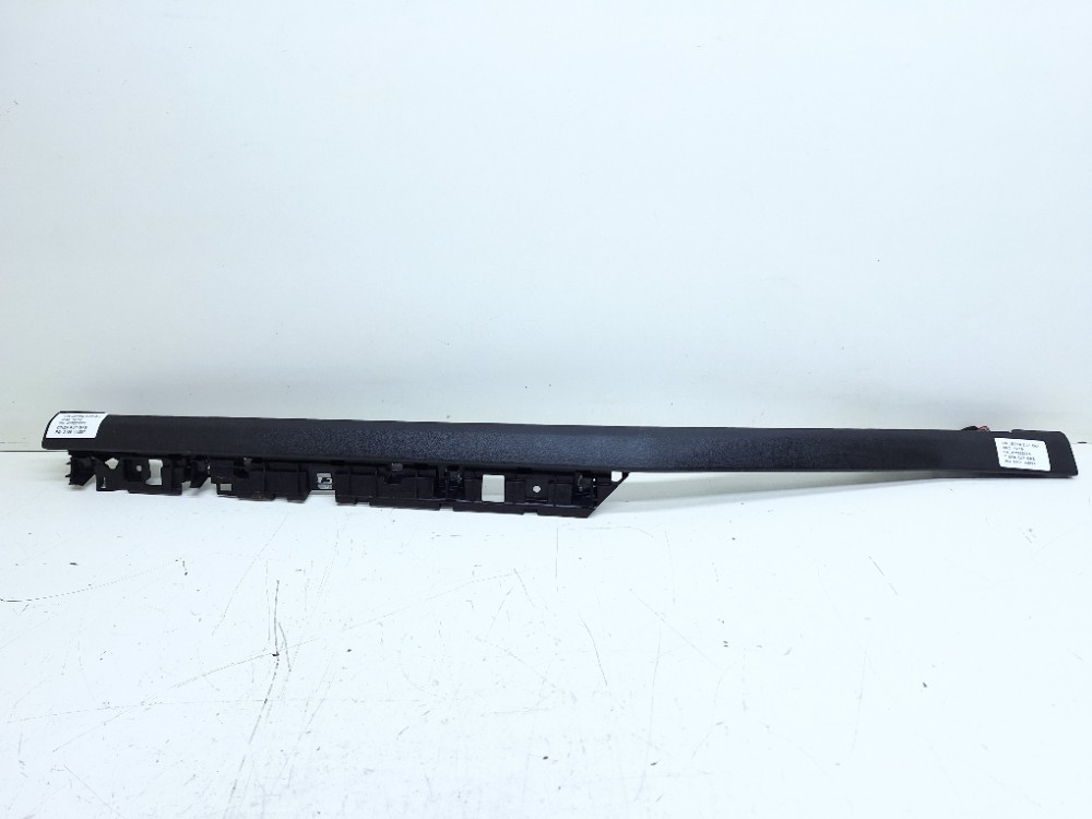 Acabamento Led Direito Vw Jetta Gli 2.0 2019 17b858416a