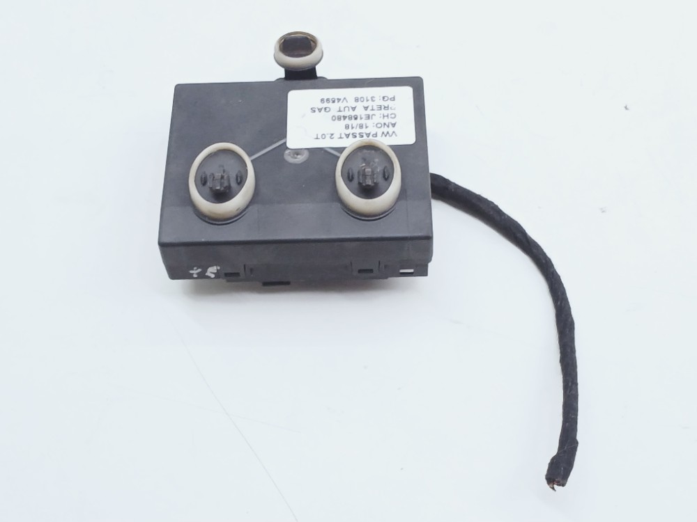 Módulo Porta Traseira Esquerda Vw Passat 2.0t 2018 5q0959595