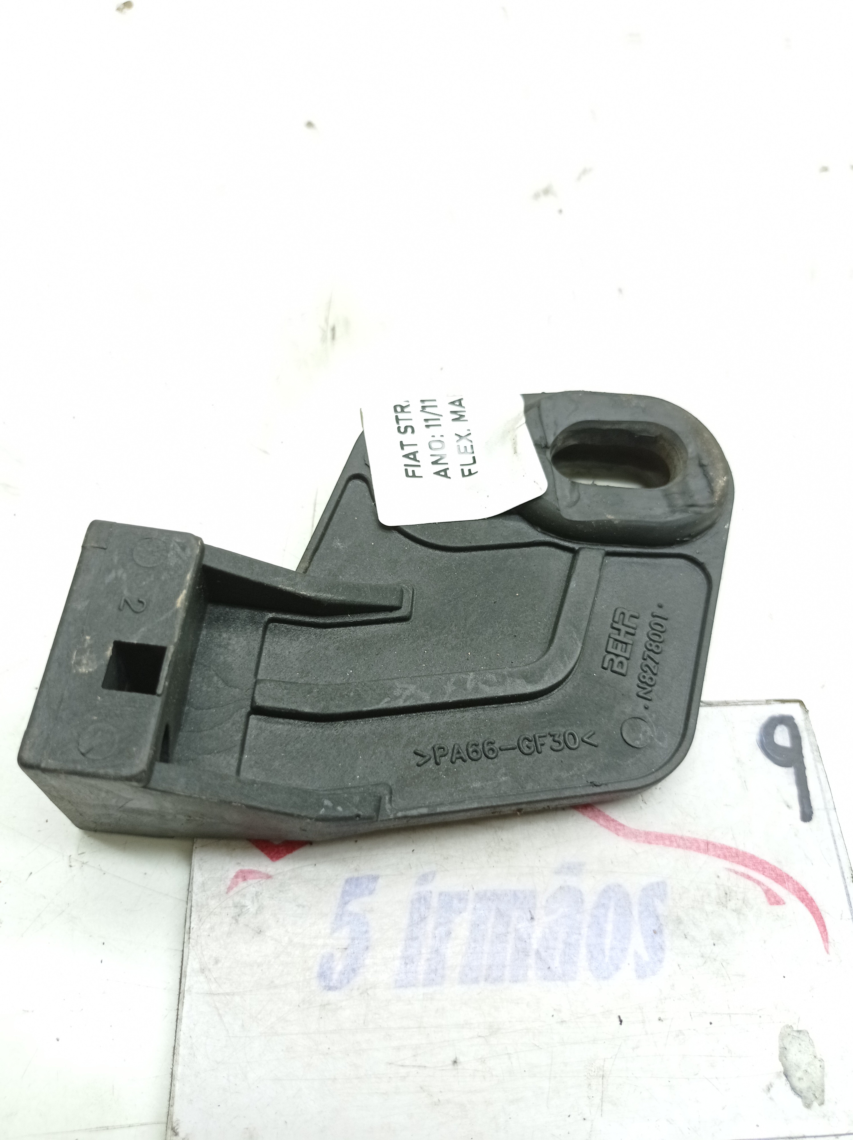 Suporte Radiador Fiat Strada 1.4 2010 / 2011
