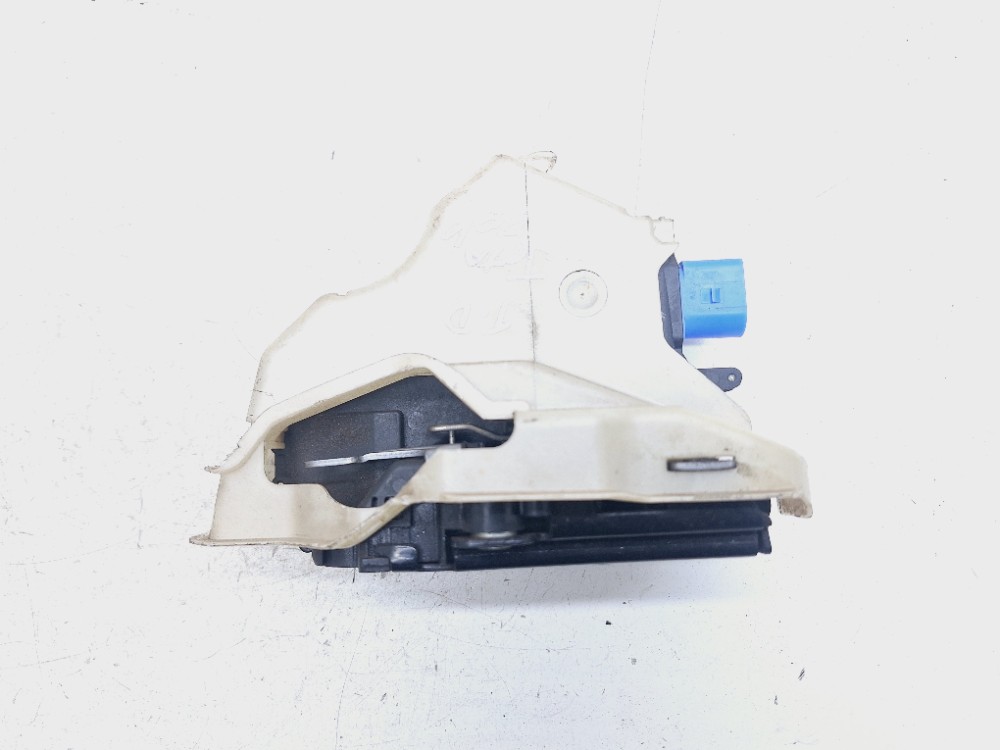 Fechadura Porta Traseira Direita Vw Jetta 2.5 2009 2010