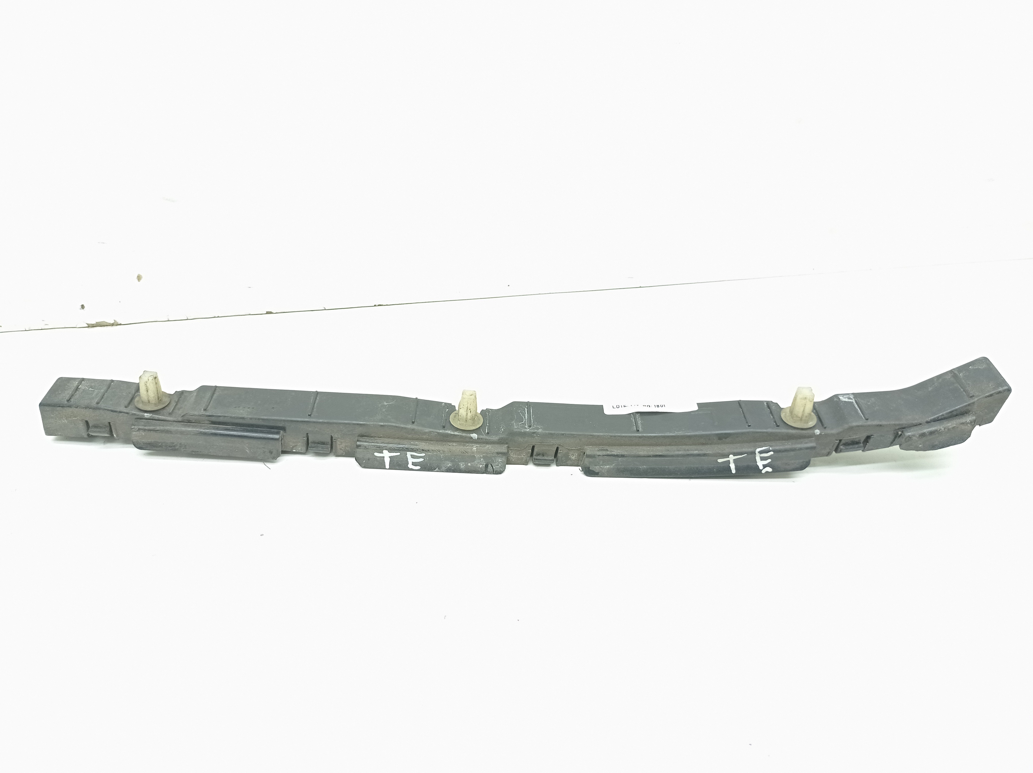 Guia Esquerda Parachoque Traseiro Hyundai Santa Fé 2.7 2009