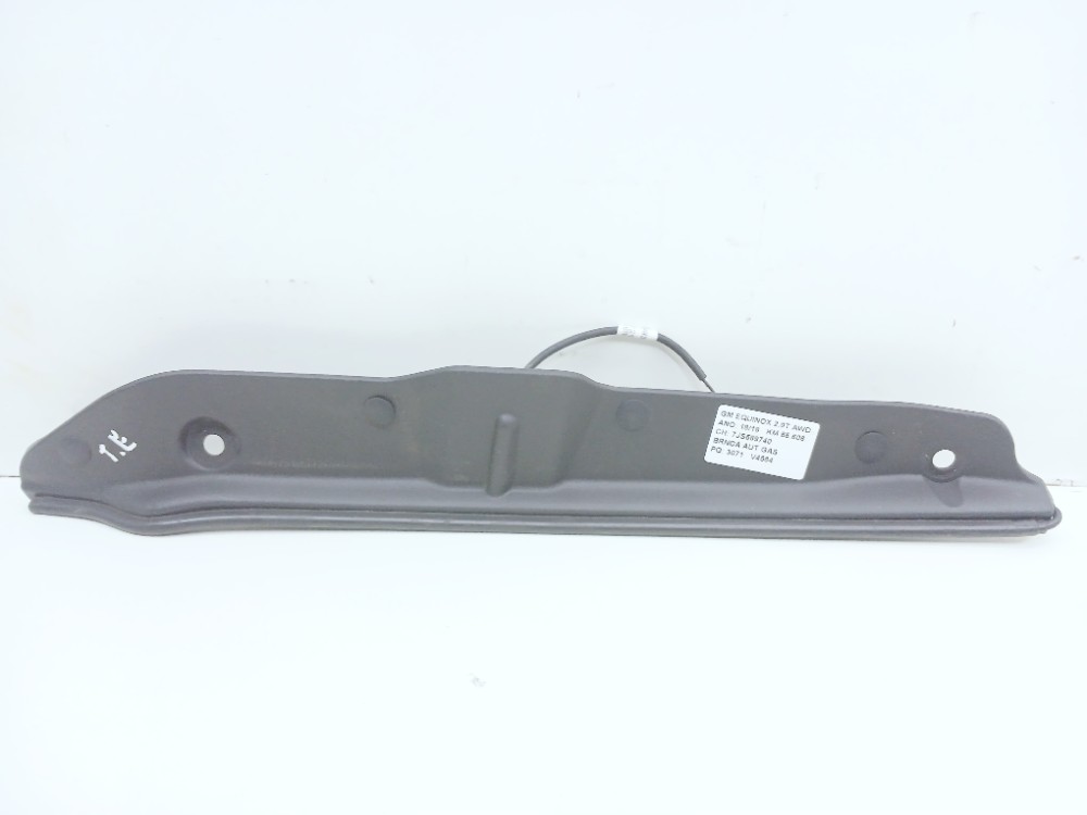 Sensor Esq Porta Malas Gm Equinox 2.0 2018 22944218 Preto