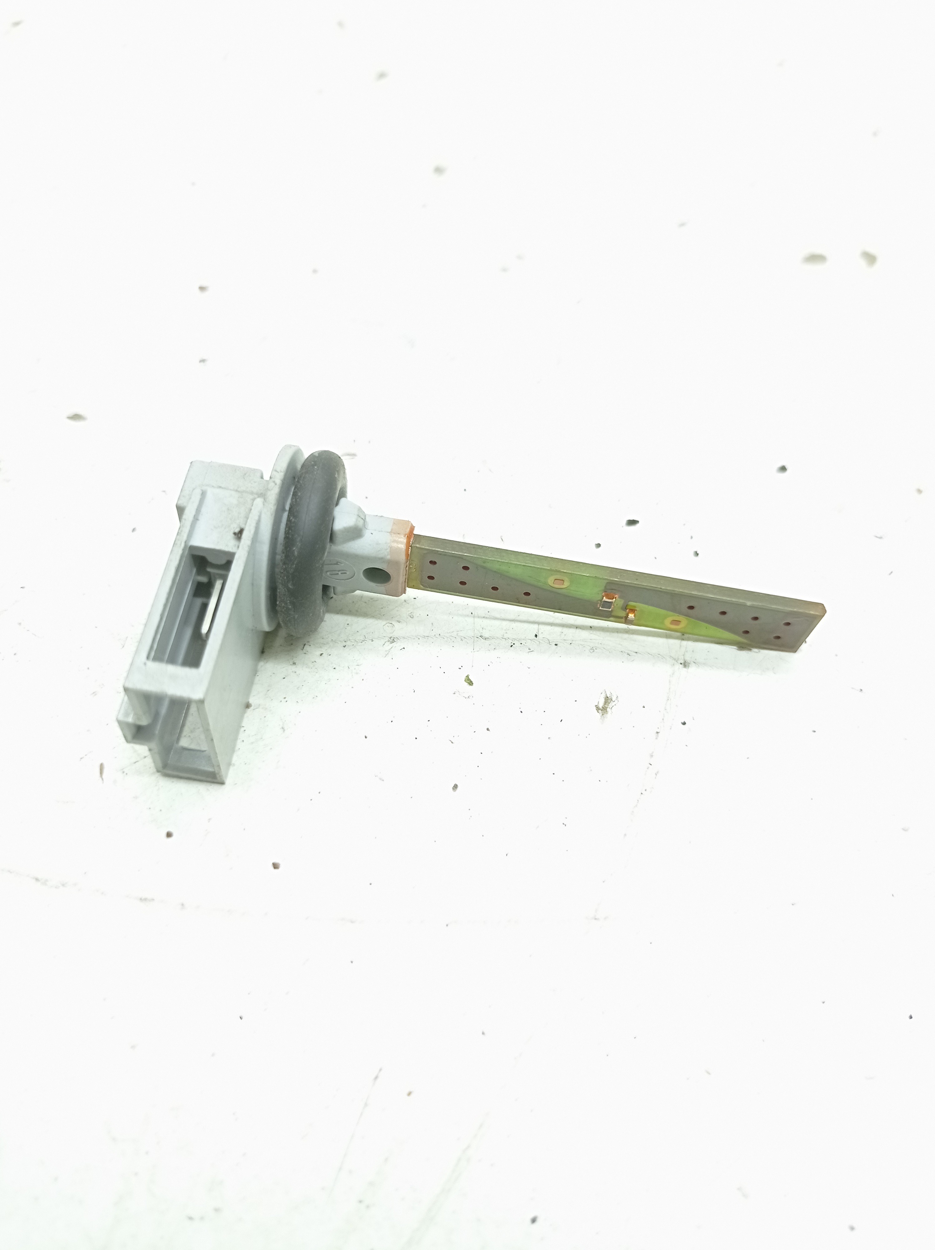Sensor Temperatura Ar Audi Q3 Tfsi 2.0 2014 Nº4b0820539