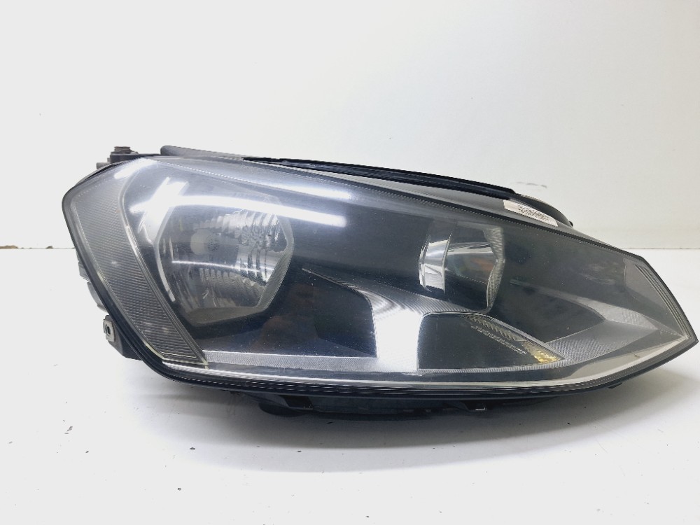 Farol Direito Vw Golf Tsi 1.4t 2014 2015 5g1941006 Direito/passageiro