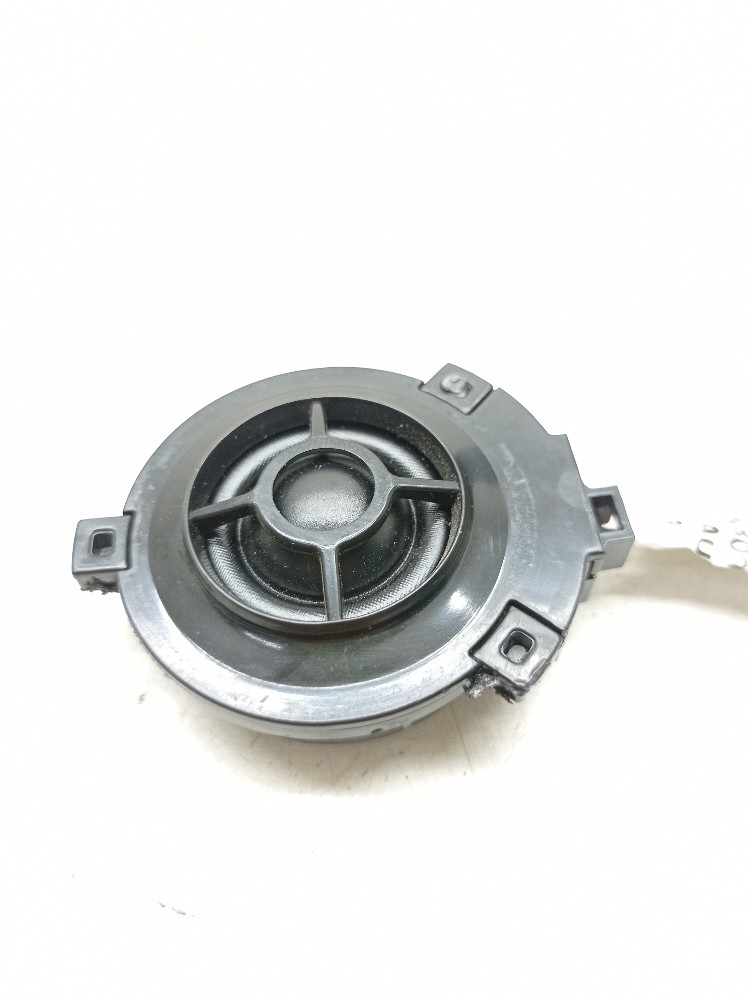 Alto Falante Tweeter Vw Taos Tsi 1.4 2021 2022 6ea035411 Preto