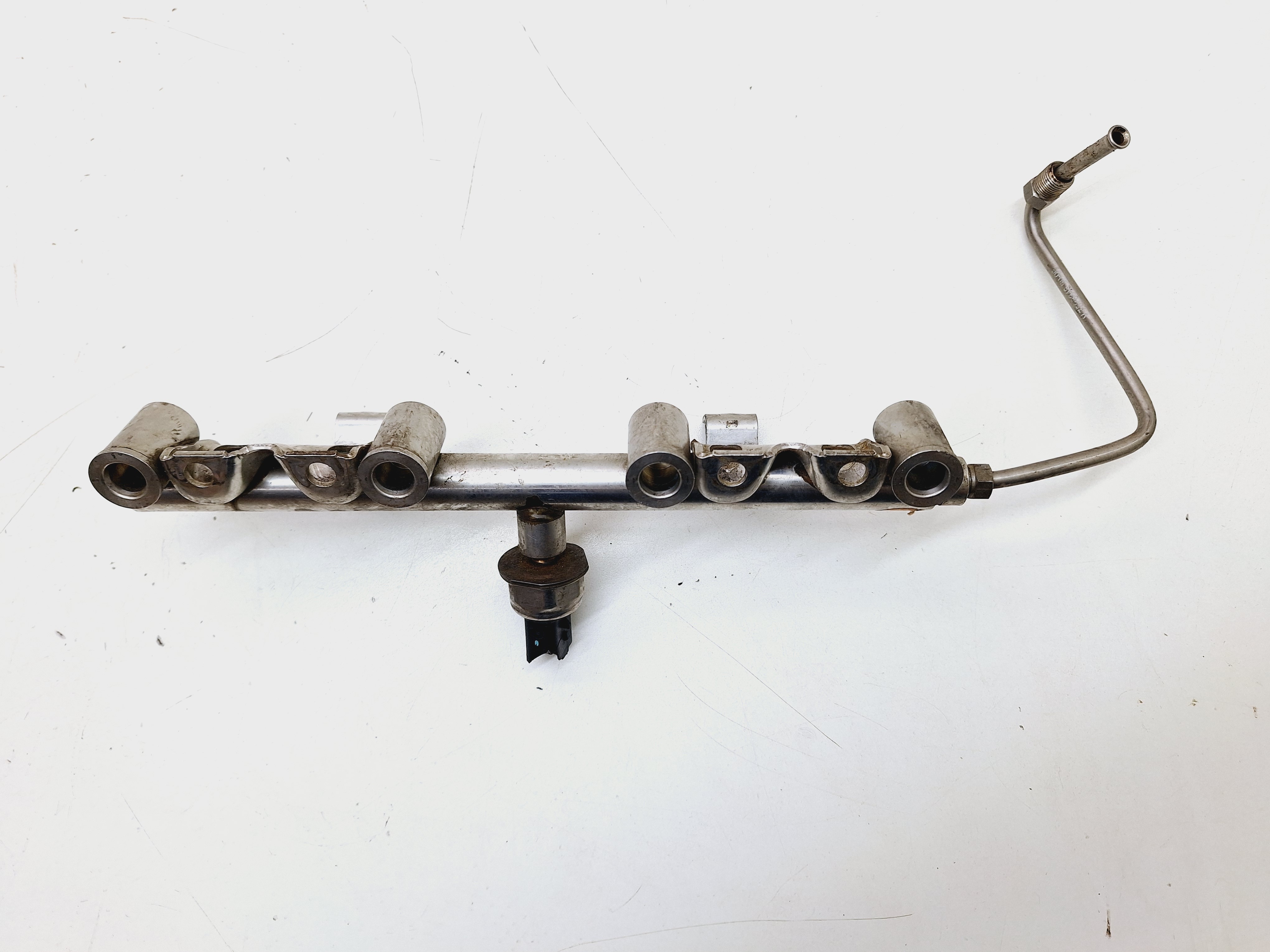 Flauta Bico Injetor Peugeot Rcz 1.6 2012 / 2013