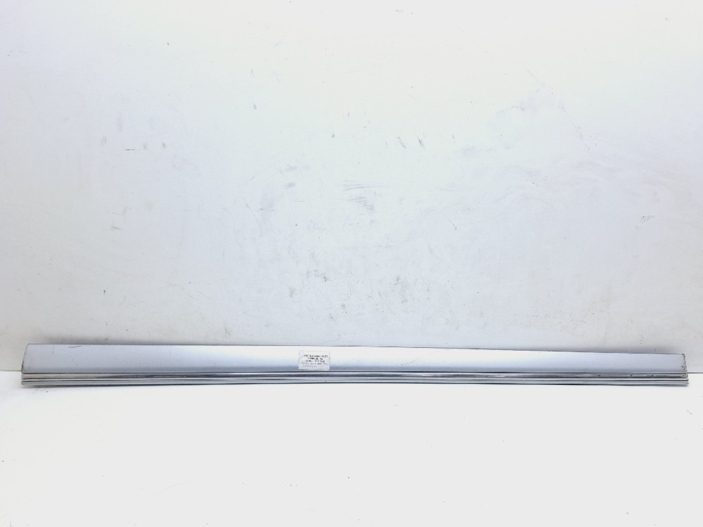 Acabamento Porta Dianteira Esquerda Mercedes C240 2.0 2002