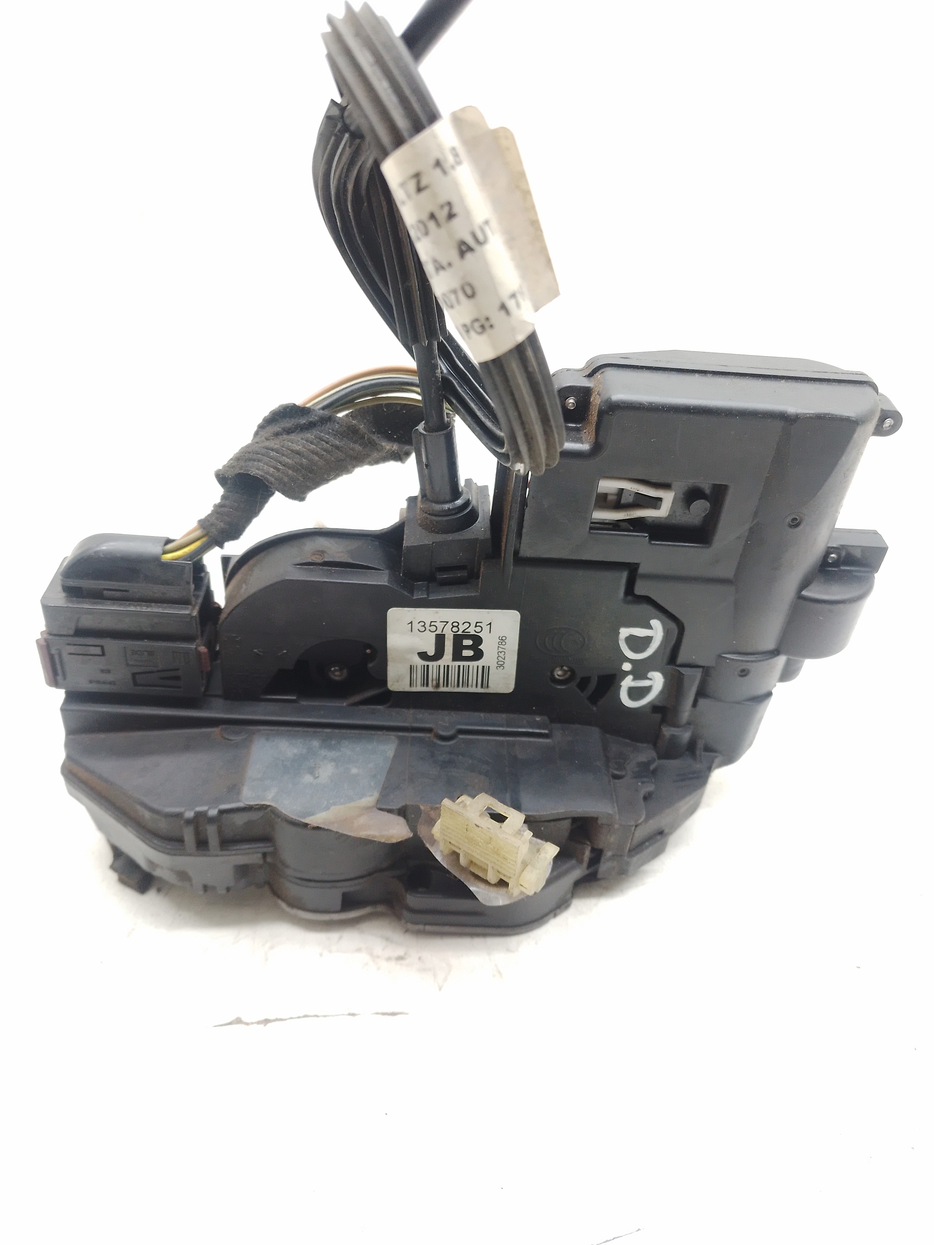 Fechadura Porta Dianteira Direita Gm Cruze 1.8 2011 / 2012