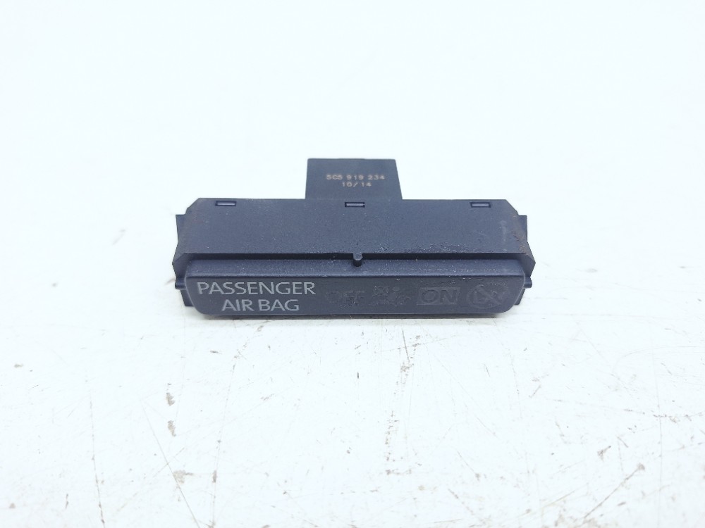 Luz Indicador Passageiro Vw Fusca Tsi 2.0 2015 5c5919234