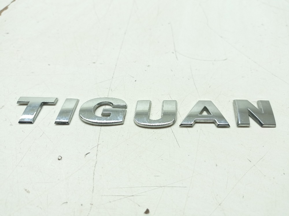 Emblema Tampa Traseira Vw Tiguan Tsi 2.0 2020 2021